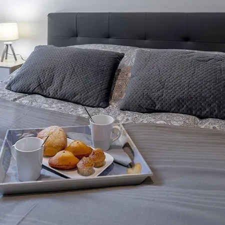 Bel Spacieux 75m 7p Centre Apartamento Montpellier